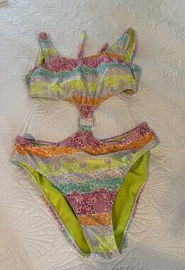Blu C Bikini Set Size Large L Multi Color Floral Pineapple Swimsuit New